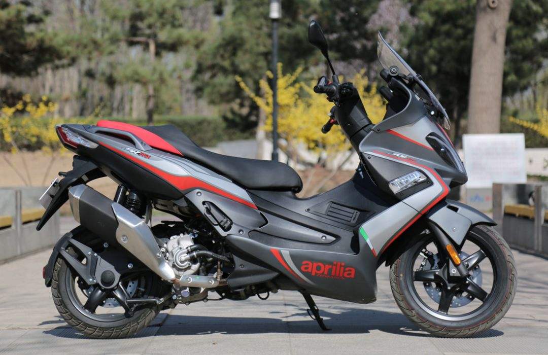 名侦探柯南：水平线上的阴谋